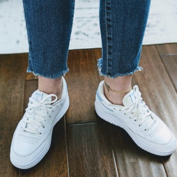 Anthropologie Pilcro & the Letterpress Jeans Slim Boyfriend Distressed 24 Petite - Picture 12 of 15